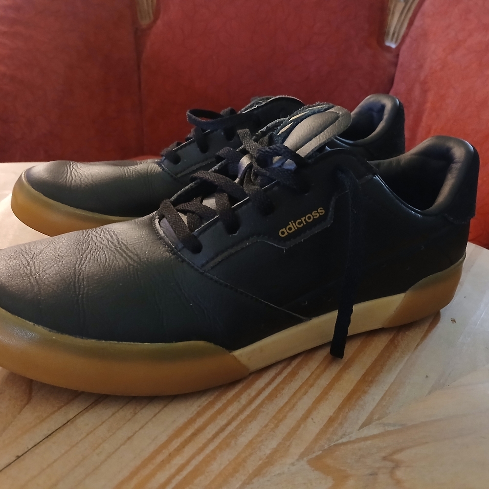 Adidas Adicross Spikeless golf shoes